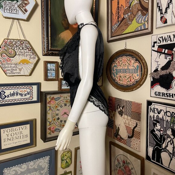 80s Vintage Lily Of France Black Nylon Deep V Teddy Jumper with Lace Trim Size M - Picture 2 of 7